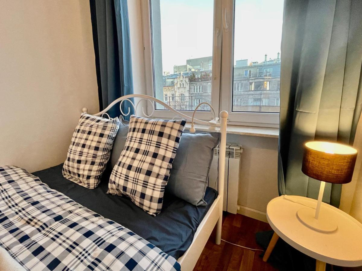 Decor 2 Metro Fast Wifi 55'Tv Netflix Hbo Cozy Lägenhet Warszawa Exteriör bild