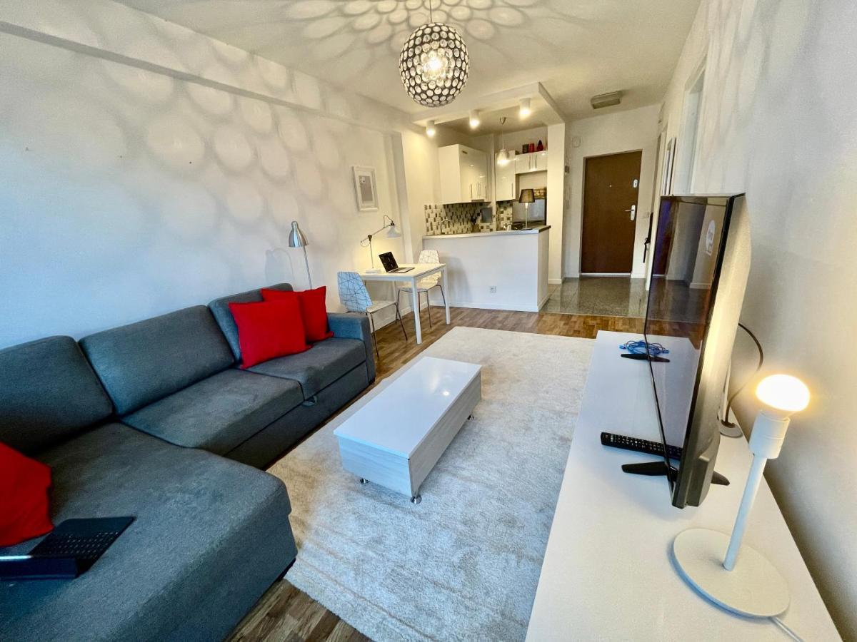Decor 2 Metro Fast Wifi 55'Tv Netflix Hbo Cozy Lägenhet Warszawa Exteriör bild