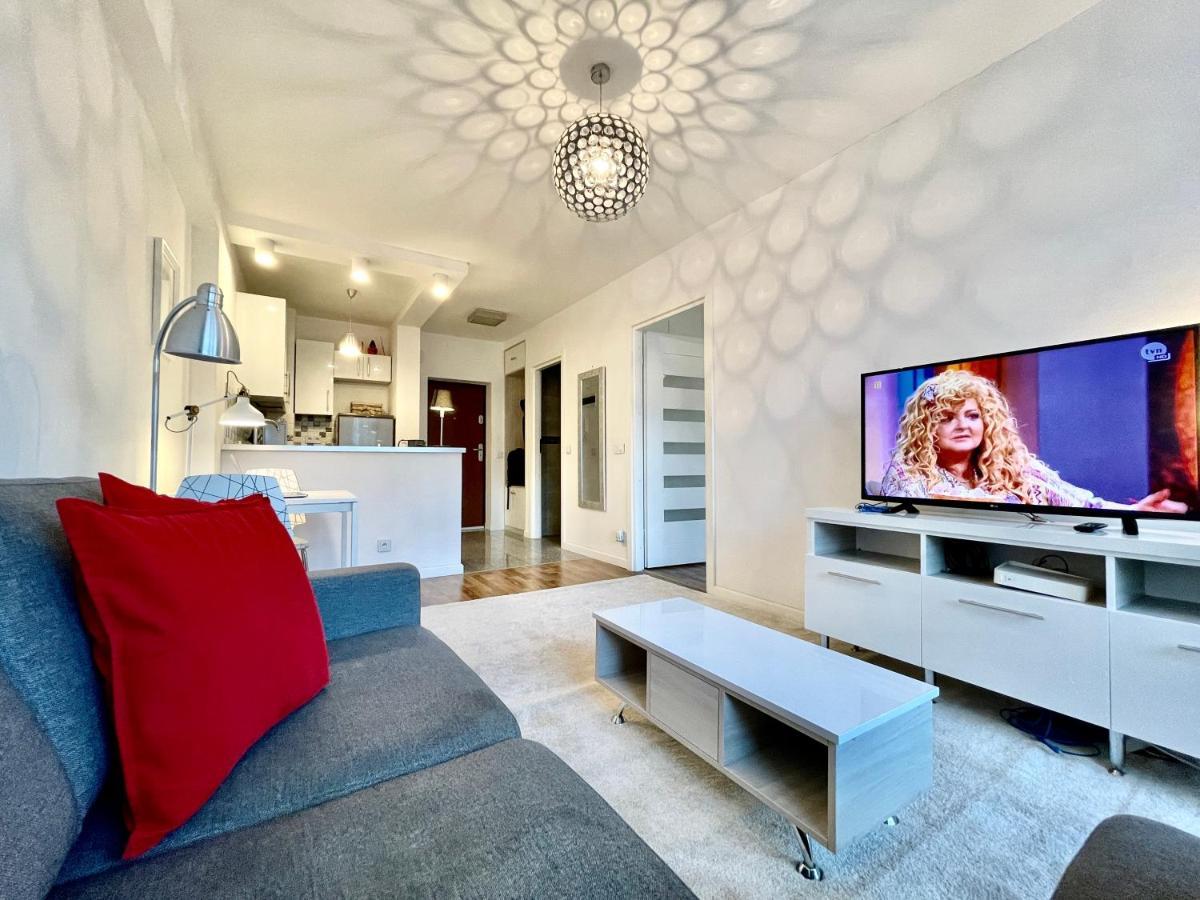Decor 2 Metro Fast Wifi 55'Tv Netflix Hbo Cozy Lägenhet Warszawa Exteriör bild